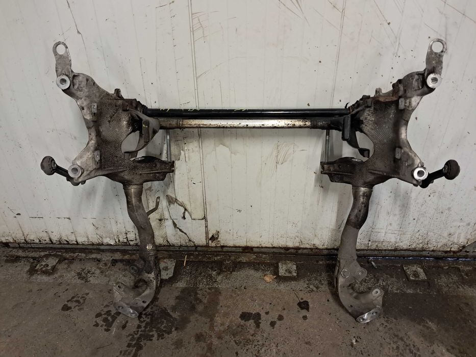 AUDI A4 B8 A5 8T Lift belka sanki wózek kołyska trawers stabilizator