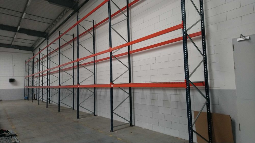 Regały magazynowe przemysłowe Mecalux