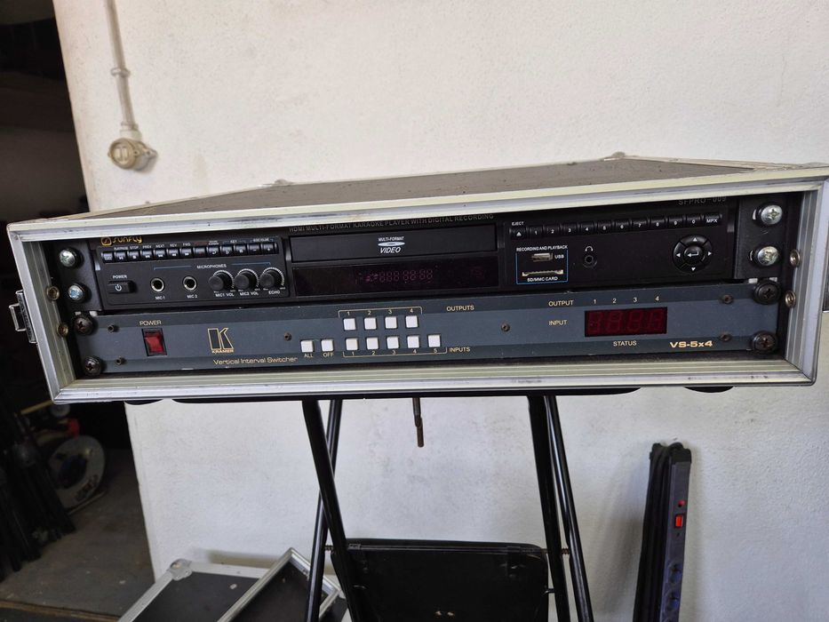 Leitor de Karaoke SUNFLY - DVD, CDG e Diuscis Multiplex