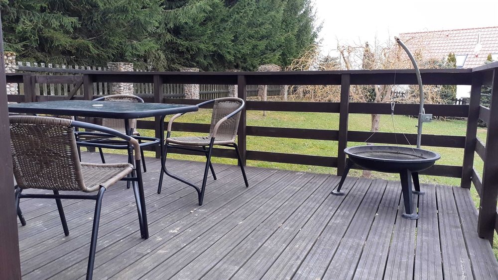 Domek letniskowy nad Jez. Dadaj z prywatną plażą.