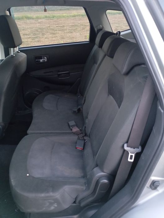 Nissan Qashqai + 2