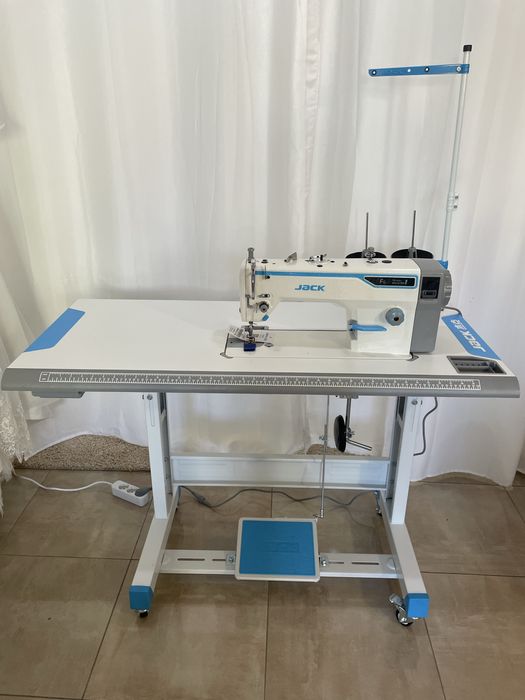 Máquina Costura Jack F6 Nova