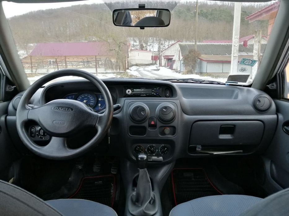 Dacia solenza 2005 рік