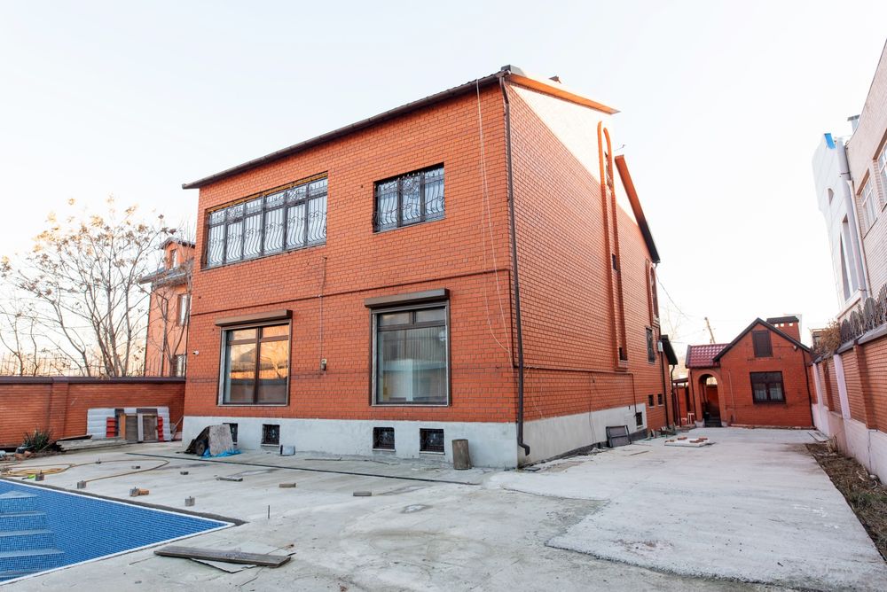 ПРОДАМ ЕЛІТНИЙ, НАДІЙНИЙ БУДИНОК, Центр. ремонт 2024 року!!!