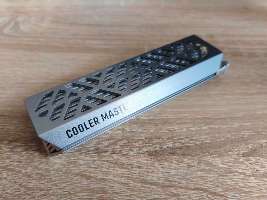 Dysk SSD Micron 3400 512GB M.2 NVMe PCIe Gen4 + Kieszeń SSD Oracle Air Cooler Master