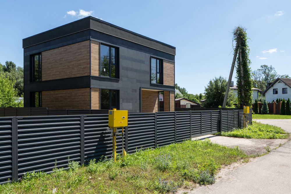 Продаж сучасний будинок 168 м² у стилі High-Tech, 6 соток, КМ «Quiet Place», Чапаївка, Голосіївський р-н, Київ