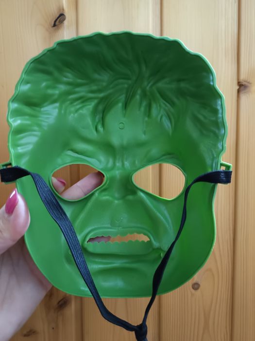 Mascara verde do Hulk