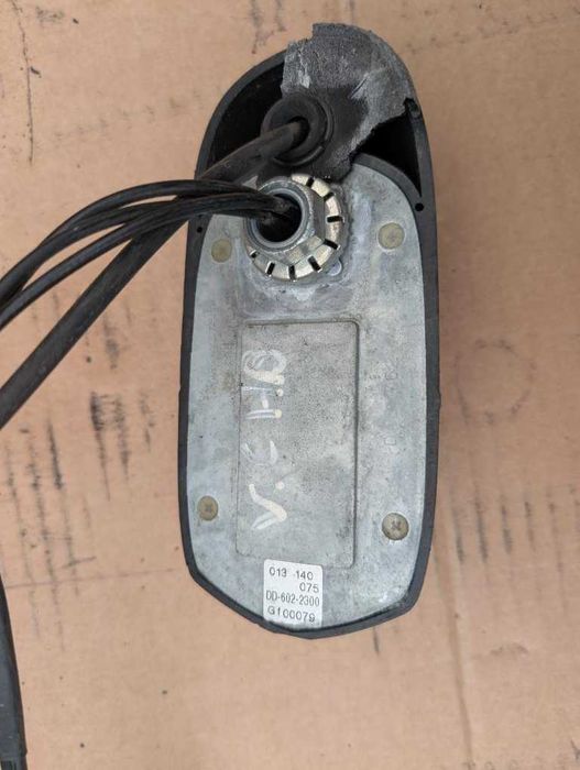 Antena dachowa GPS Opel Vectra C