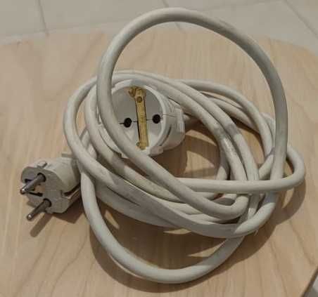 Extensão com 3 metros de comprimento