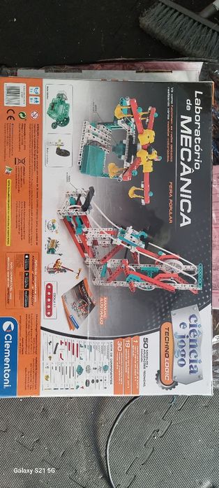 Ciência e jogo. Laboratório