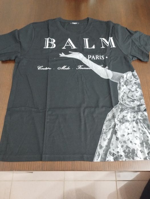 T-shirt Balmaim linda e confortável