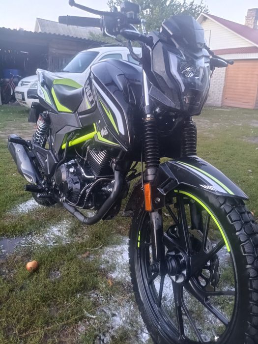 Продам  мустанг mt200