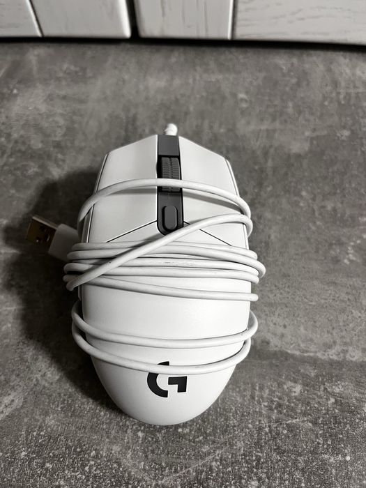 Logitech g102 white