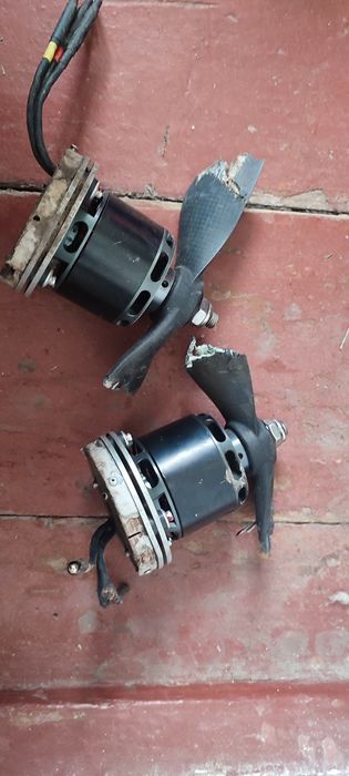 Продам два электродвигателя т-мотор  от ланцета