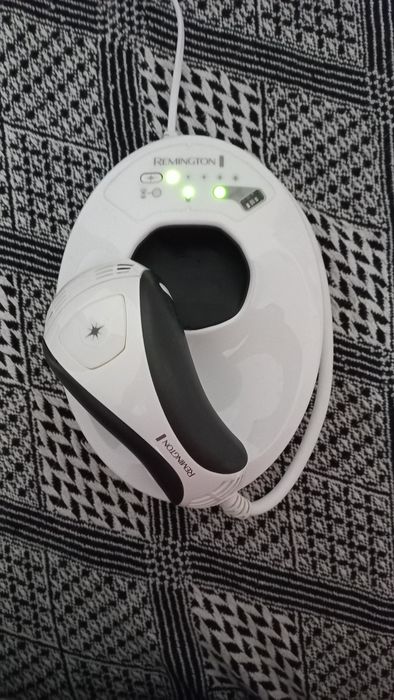 Фотоепілятор Remington i-Light Essential IPL 6250