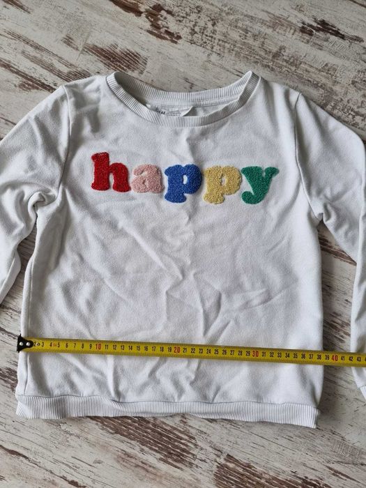 Biała bluza H&M r.140 cm – dziecięca, uniwersalna i wygodna