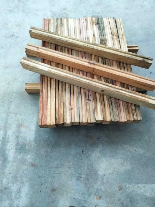 Barrotes em madeira com rebaixo para fita