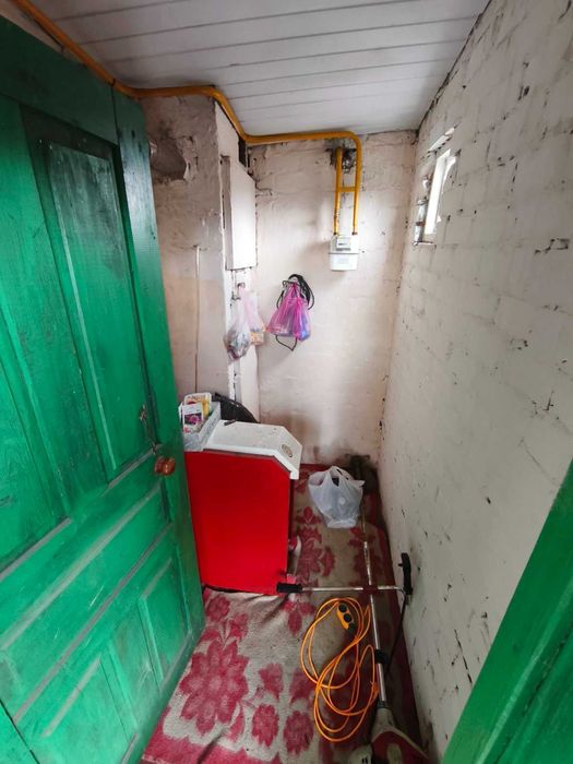 Продам будинок зі зручностями,меблями,технікою,ділянкою 12 соток,торг