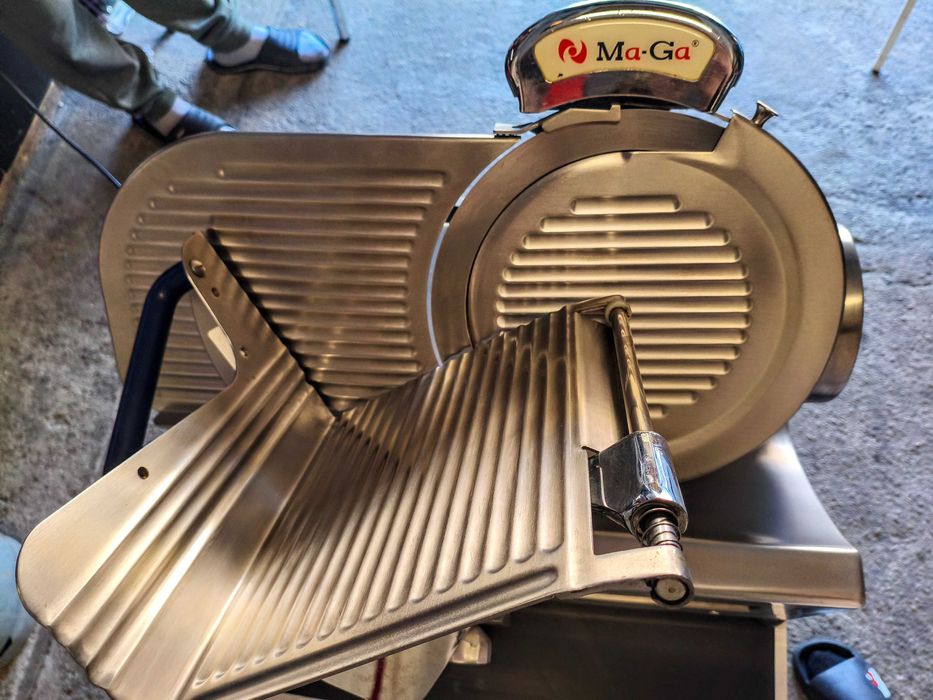 Krajalnica profesjonalna MaGa 612p