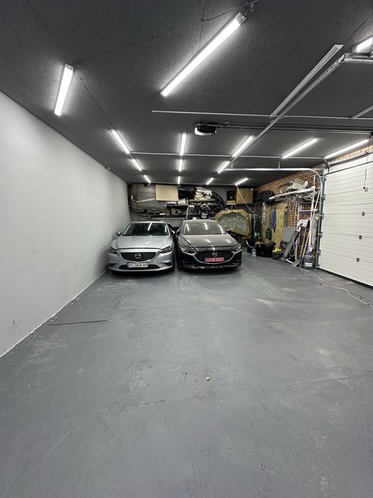 Продам гараж 120 кв плюс подвал 100кв СТО