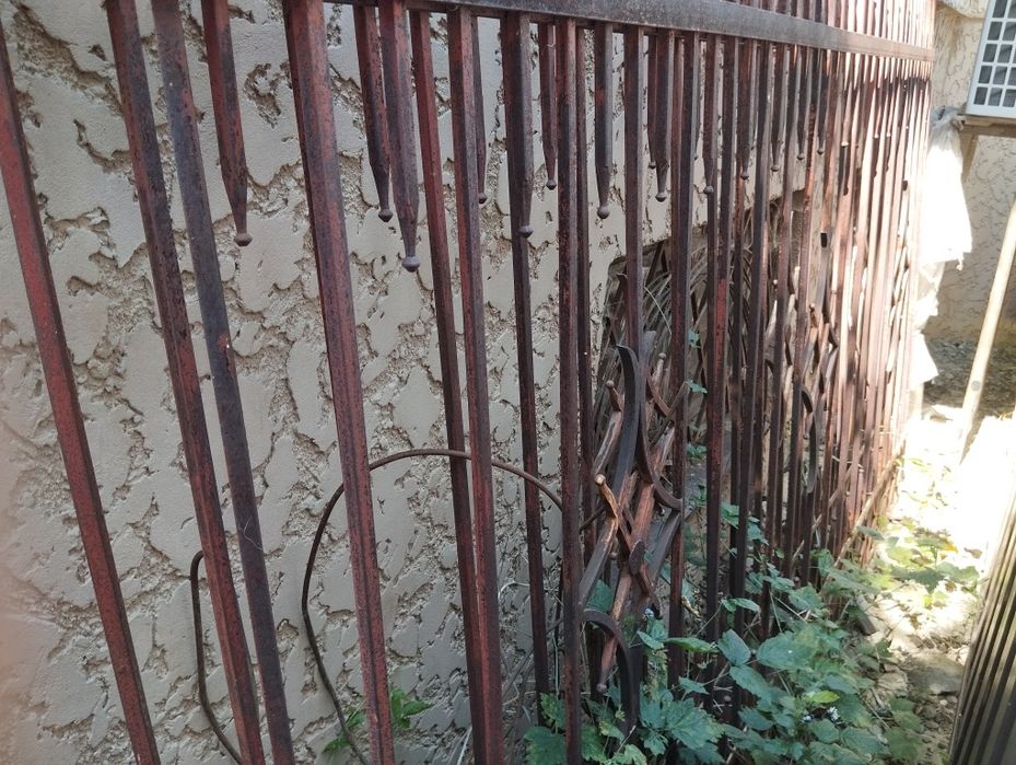 Огорожа кована.паркан.ковка.