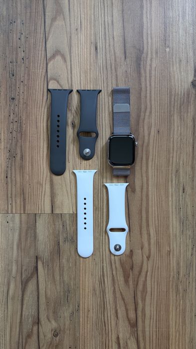 Apple Watch Series 8 GPS + Cellular aço inoxidável