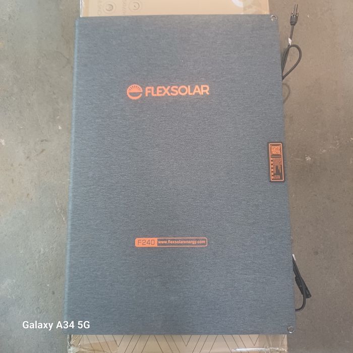 Портативна сонячна панель FlexSolar 240 Вт