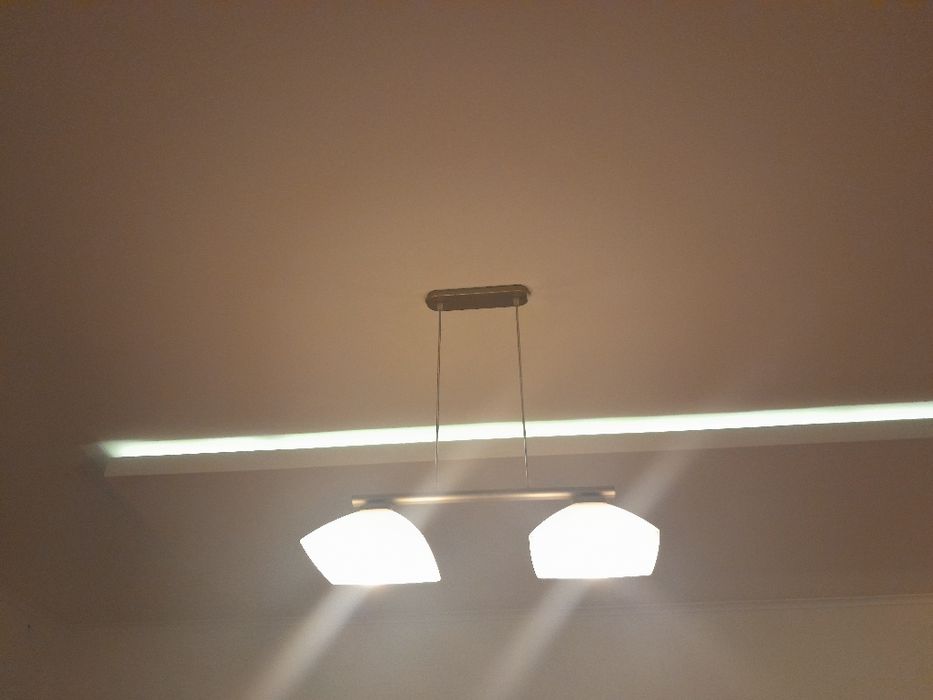 Lampa wisząca biała, srebrna,szkło matowe