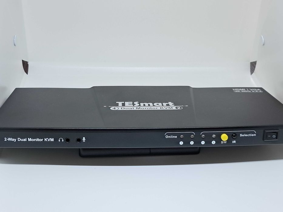 TESmart HKV0402A1U Dual Monitor 2x2 HDMI+VGA KVM-переключатель