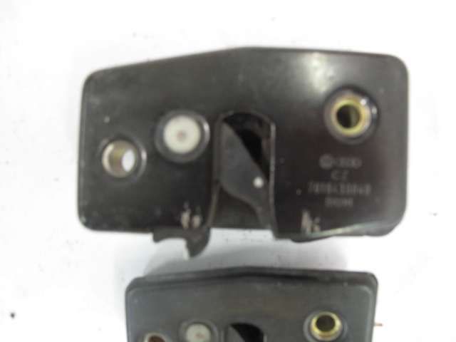 Замки, ручки та механізми Фольтсваген Volkswagen T4