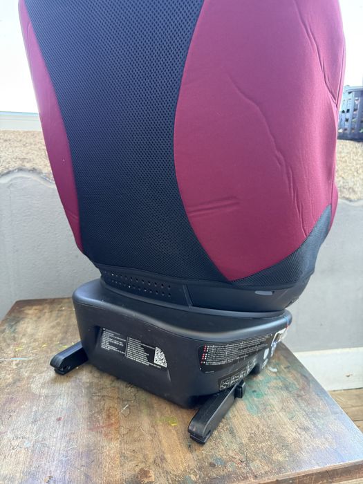 360° Rotating Car Seat with ISOFIX, from Infant to Child, Like New64738565284865123