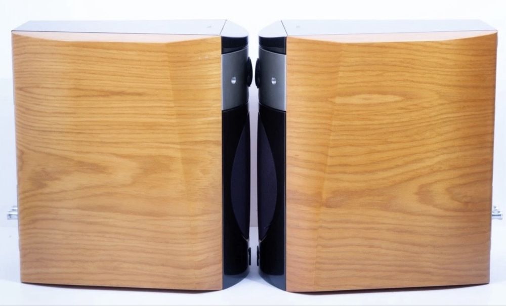 Focal 1007 BE Colunas monitoras