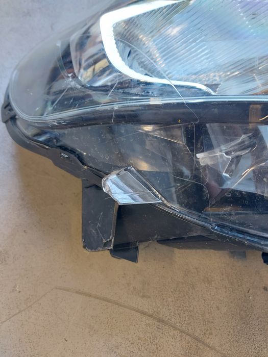 lampa prawy przód expert iii jumpy iii scudo iii zafira d 9808572580