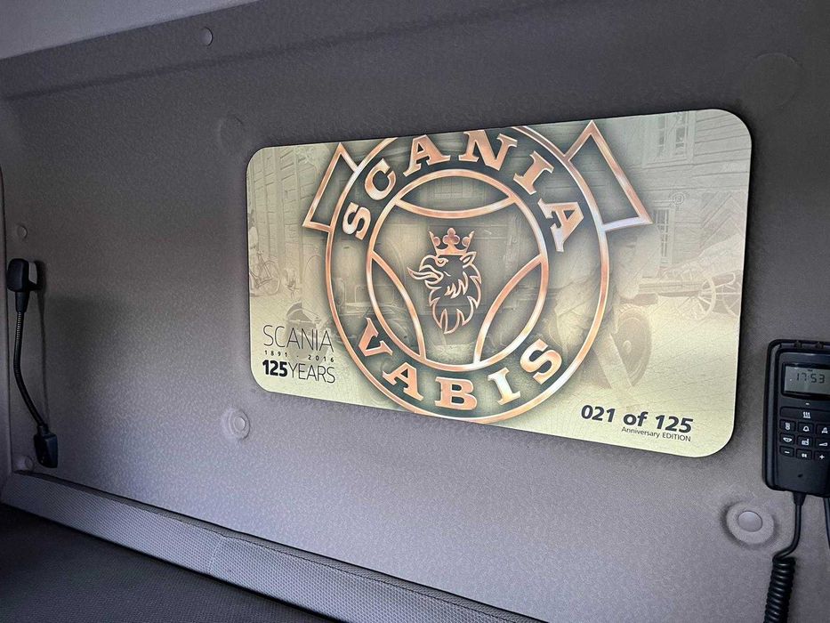 SCANIA R520 V8 Edicao Limitada 125 anos