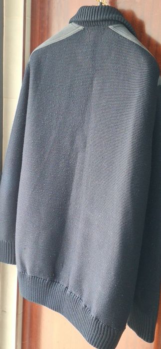 Casaco malha de marca