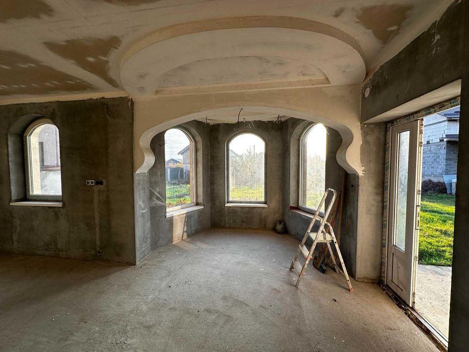 Продається 2 будинки в смт. Буштино