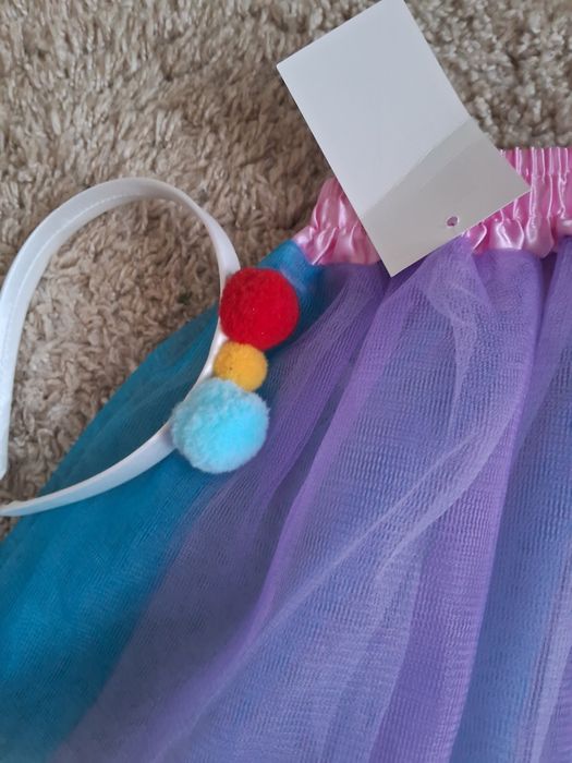 Отдам новую фатиновую юбку на девочку 1 годик и обруч