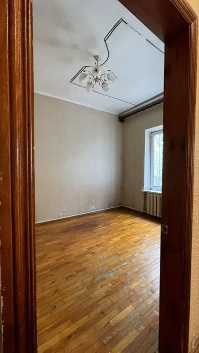 Квартира з власним двориком. До Центра 10 хвилин