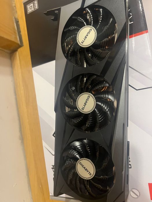 Radeon Rx 7600 sprzedam