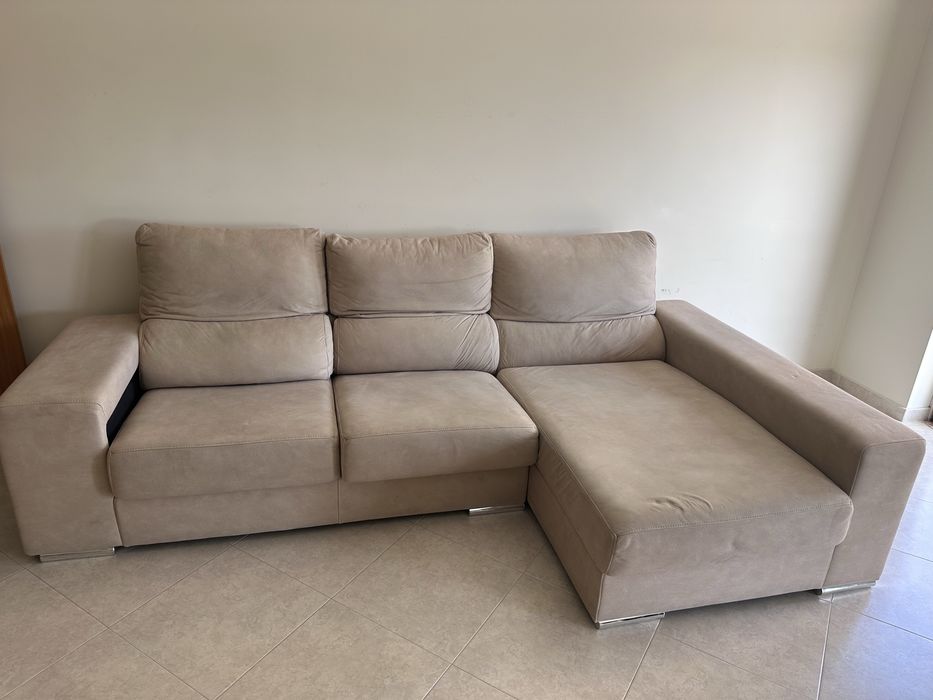 Vendo Sofa + Mesa + Cadeiras
