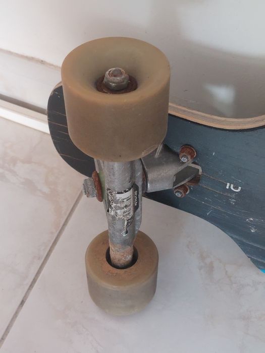 Skate longboard (pouco uso)