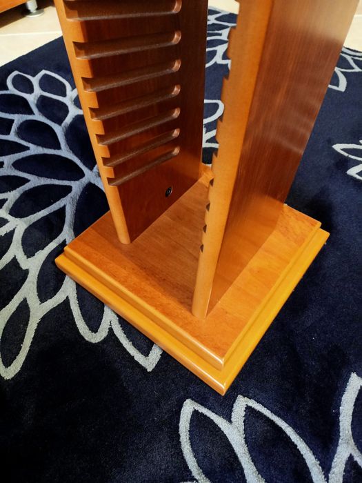 Torre para CDs cerejeira430362169296834564