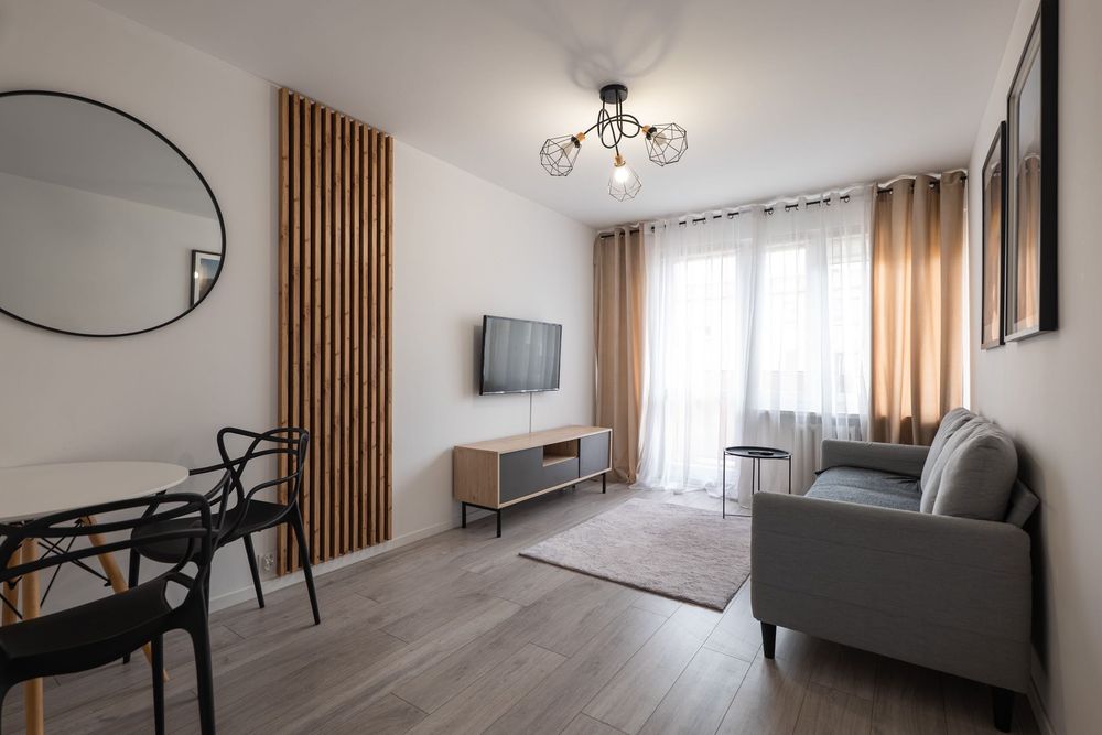Jasne mieszkanie 3 pokoje 48m2 / umeblowane / gotowe do zamieszkania / balkon