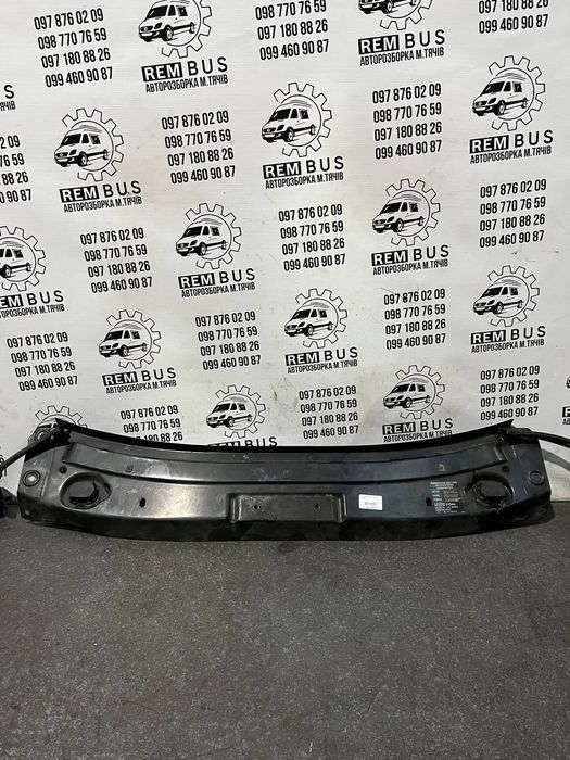 Накладка радіатора верхня Mercedes-Benz ml w164 3.0 ml320 350