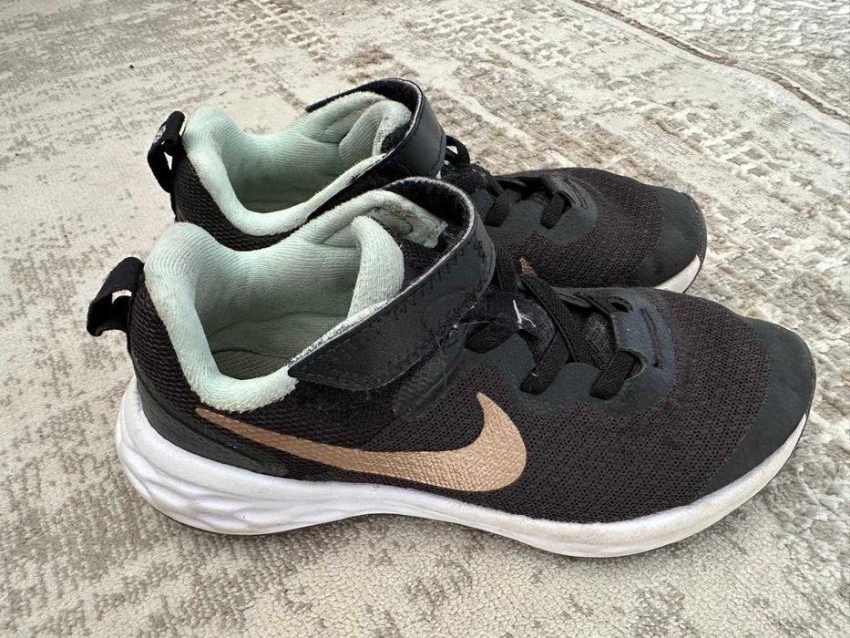 Кросівки Nike сіточки