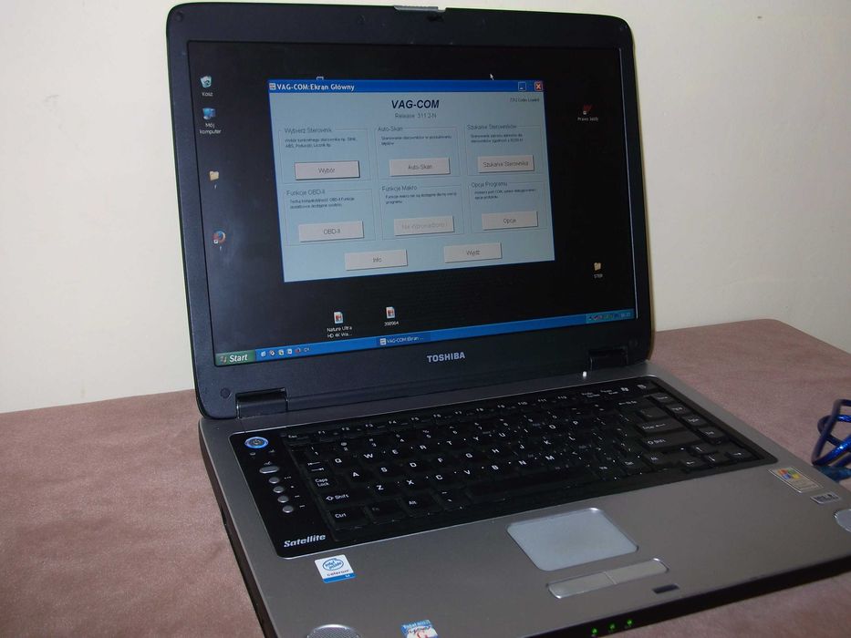 Laptop Toshiba z interfejsem Vag