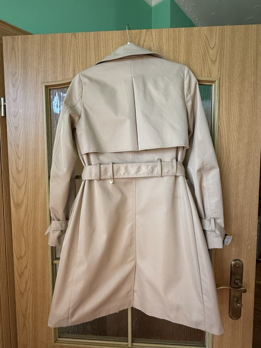 Жіночий тренч Mohito 34 розмір
