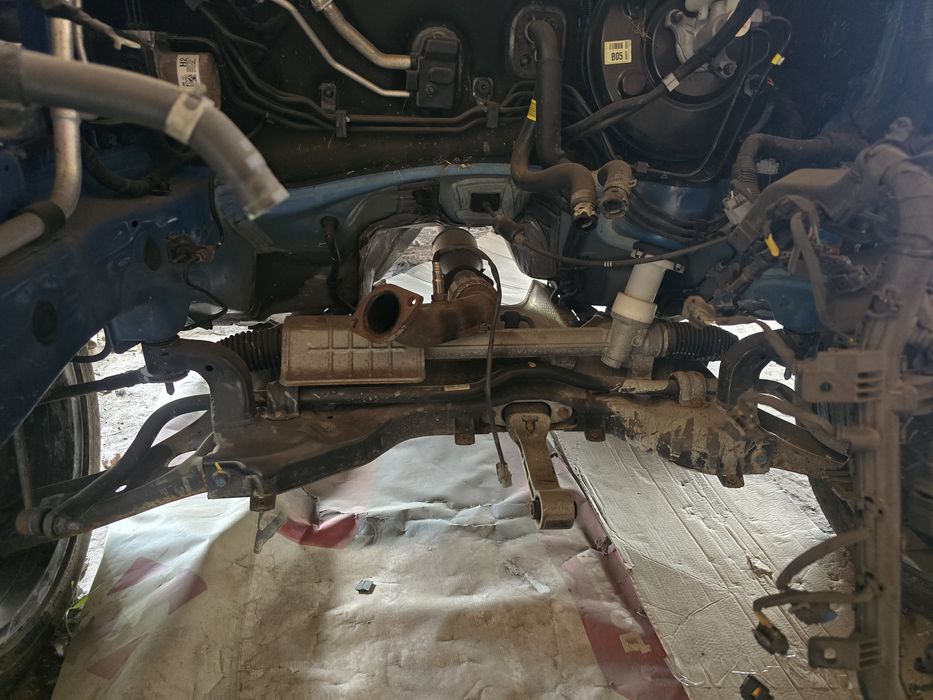 Підрамник шруз подрамник передний Hyundai tykson 1.6