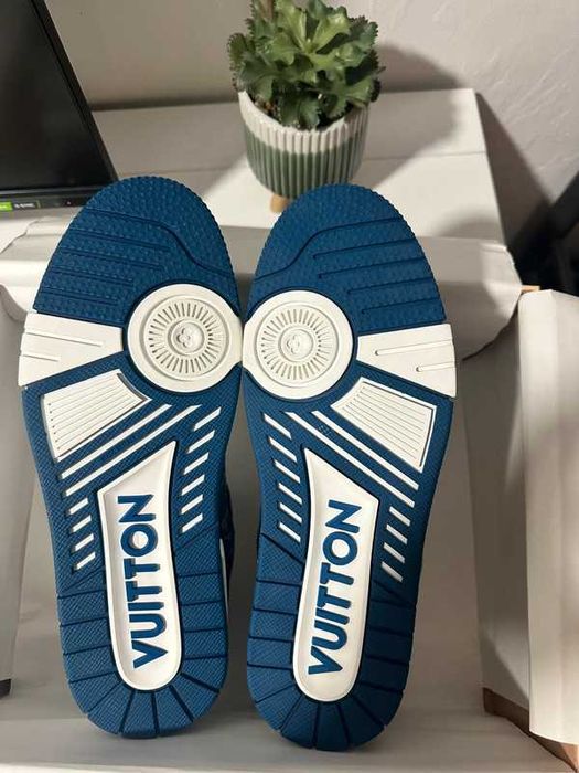 Louis Vuitton LV Trainer White Blue R.42