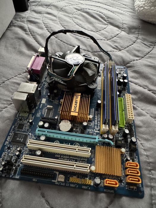 Dużo części do komputera Intel Pentium MSI Gigabyte